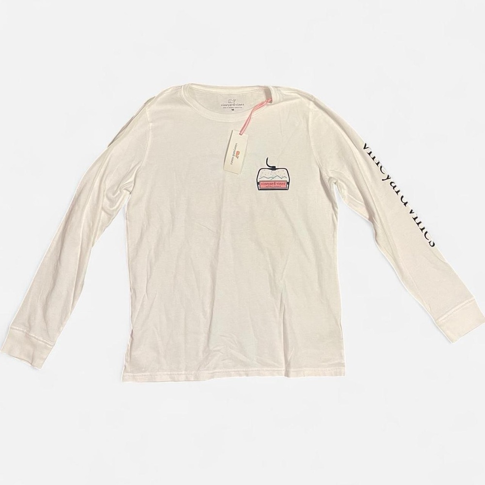 Vineyard Vines white skiing long sleeve tee